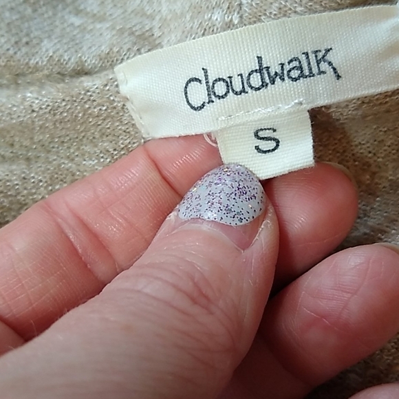 Cloudwalk Womens SZ Small Beige Asymmetric Zip Up Distressed Jacket / Cardigan - Picture 10 of 13